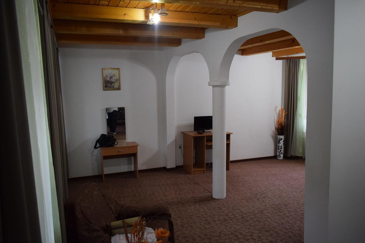 Vila Pufu Slănic-Moldova Exterior foto