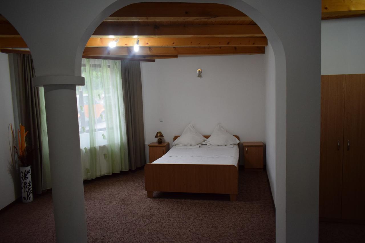 Vila Pufu Slănic-Moldova Exterior foto